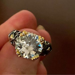 Premier Designs Multicolor Ring Size 7.5